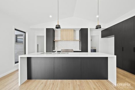 Property photo of 24 McLeod Crescent Lucas VIC 3350