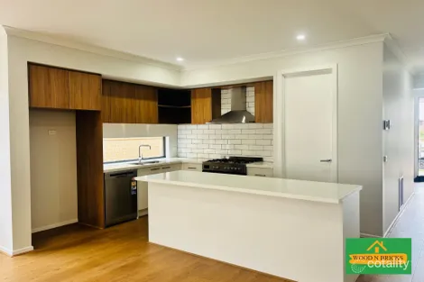 Property photo of 29 Cornsilk Drive Clyde VIC 3978