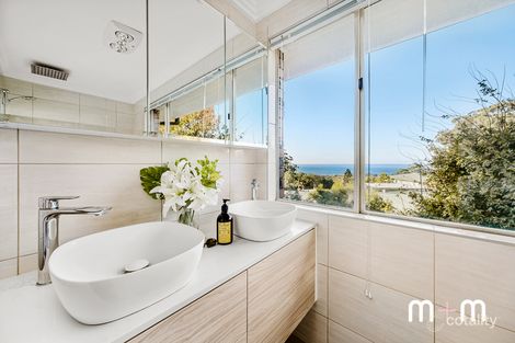 Property photo of 23 Treetop Glen Thirroul NSW 2515