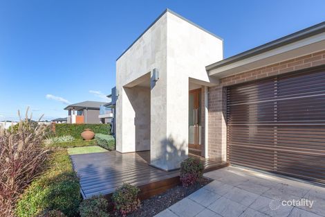 Property photo of 8 Peregrine Street Gledswood Hills NSW 2557