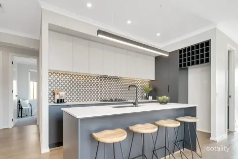 Property photo of 14 Eshal Crescent Wyndham Vale VIC 3024