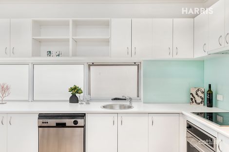 Property photo of 18 Hobsons Place Adelaide SA 5000