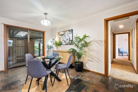 Property photo of 8 Blinkbrae Avenue Happy Valley SA 5159
