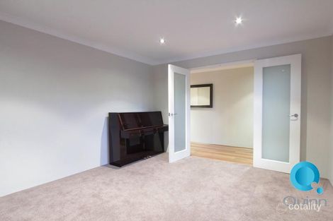 Property photo of 2A Challenger Place Melville WA 6156