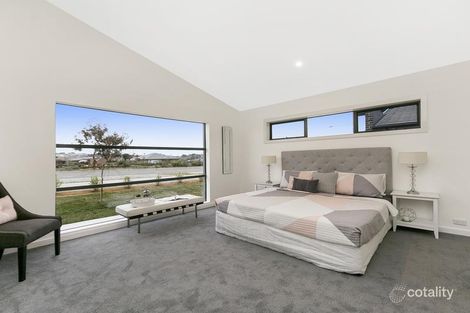 Property photo of 72 Fred Daly Avenue Coombs ACT 2611