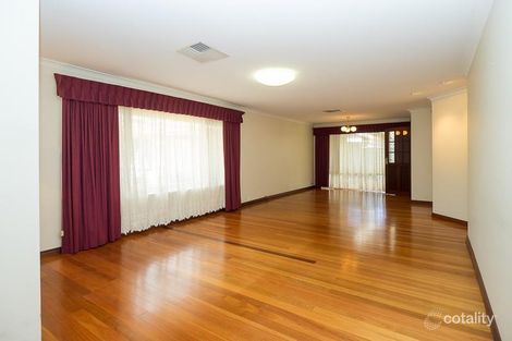 Property photo of 15 Dauphin Place Willetton WA 6155