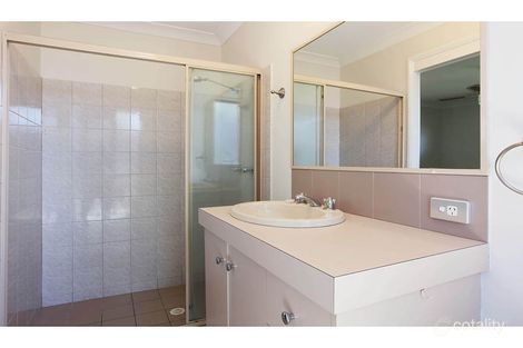 Property photo of 256 Discovery Drive Helensvale QLD 4212