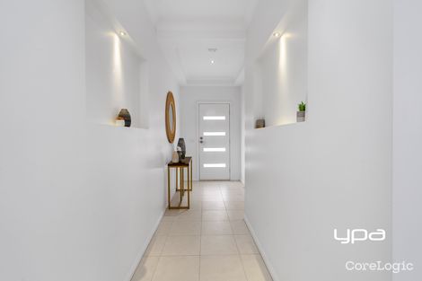Property photo of 9 Lampton Way Sunbury VIC 3429