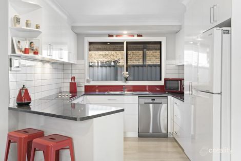 Property photo of 5 Karwin Close Buff Point NSW 2262