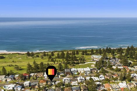 Property photo of 33 Grandview Street Shelly Beach NSW 2261