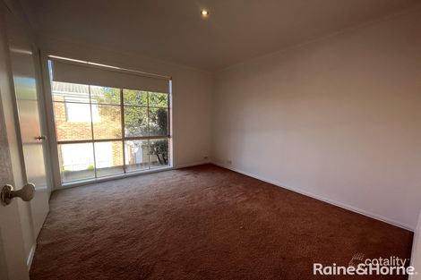 Property photo of 40 Grandview Crescent Hillside VIC 3037