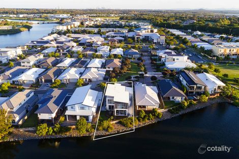 Property photo of 9 Keelson Crescent Hope Island QLD 4212