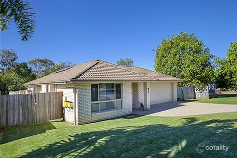 Property photo of 32 Robertson Drive Burnside QLD 4560
