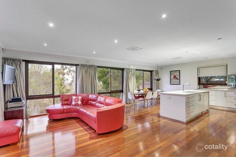 Property photo of 32 Meyrick Crescent Viewbank VIC 3084
