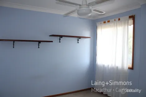 Property photo of 7 Ash Place Narellan Vale NSW 2567