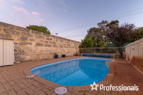 Property photo of 5 Polesden Close Hocking WA 6065