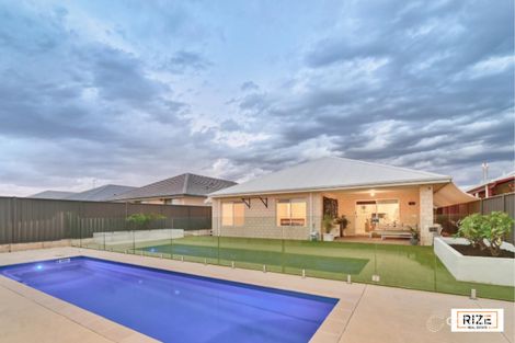 Property photo of 17 Azolla Street Banksia Grove WA 6031