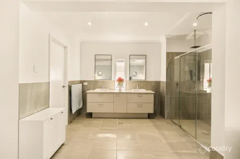 Property photo of 31 Deacon Crescent Mango Hill QLD 4509