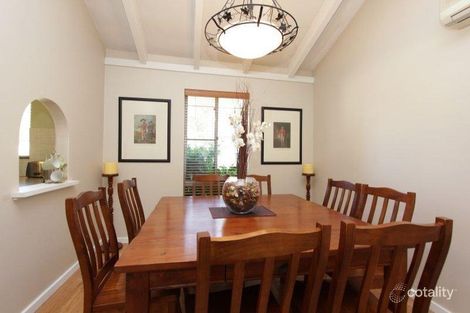 1a Perina Pl, Wilson, WA 6107