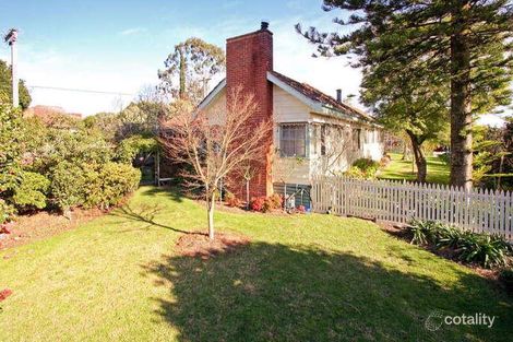 Property photo of 30 Halls Parade Mitcham VIC 3132