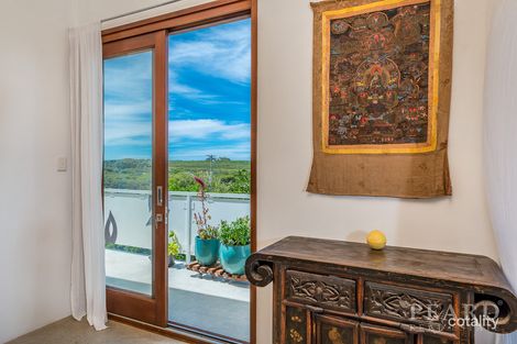 Property photo of 16 Stuart Place Two Rocks WA 6037