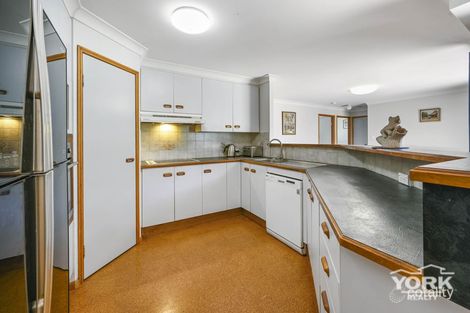 Property photo of 45 Panorama Drive Glenvale QLD 4350