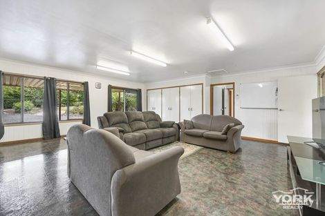Property photo of 45 Panorama Drive Glenvale QLD 4350