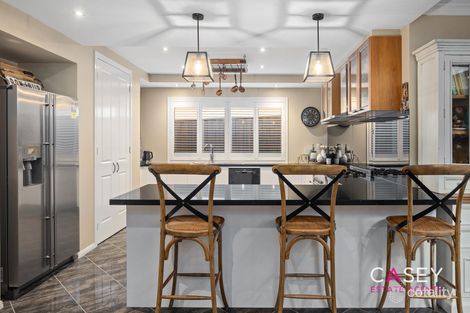 Property photo of 32 Cherryhills Drive Cranbourne VIC 3977