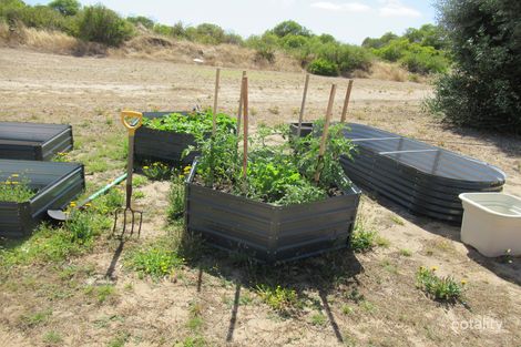 Property photo of 2 Sheoak Road Springfield WA 6525