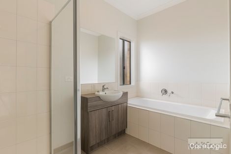 Property photo of 19 Abigail Court Armstrong Creek VIC 3217