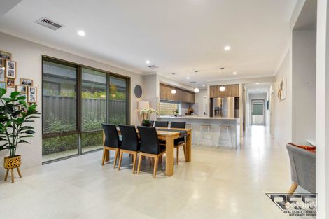 Property photo of 72 Colesbrook Drive Byford WA 6122