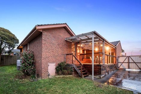 Property photo of 97 Mowbray Drive Wantirna South VIC 3152