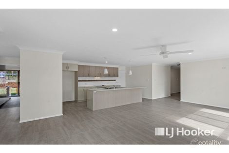 Property photo of 8A Forest Avenue Glenore Grove QLD 4342