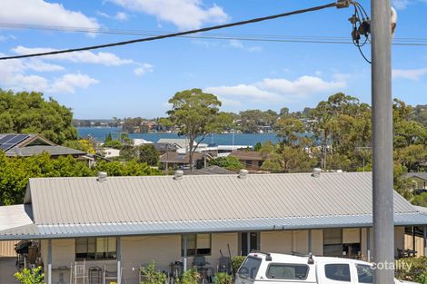 Property photo of 19 Carlisle Row Fishing Point NSW 2283