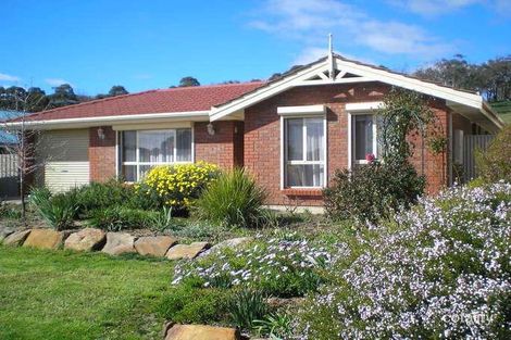 98 Grevillea Way, Woodside, SA 5244