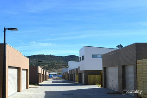 Property photo of 5 Chanter Terrace Coombs ACT 2611