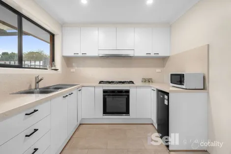 Property photo of 6 Spring Road Springvale South VIC 3172