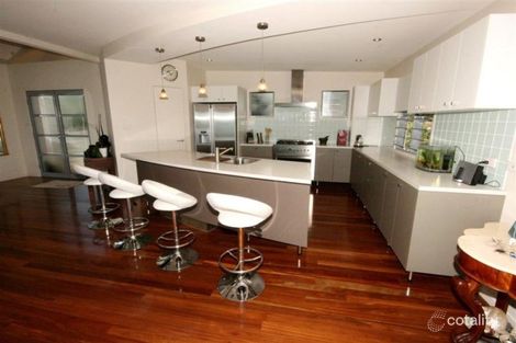 Property photo of 41 Harbour Avenue Shute Harbour QLD 4802