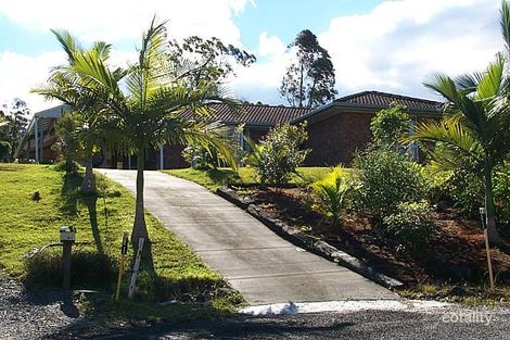 83 Calderwood Rd, Landsborough, QLD 4550