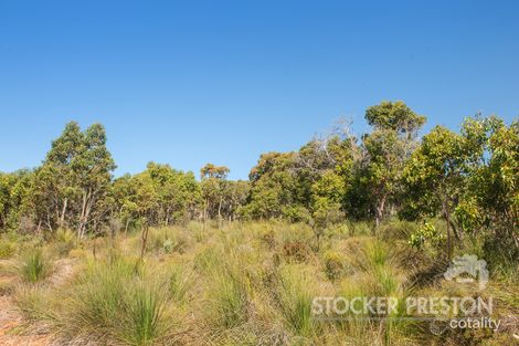 Property photo of 18 Lancelot View Eagle Bay WA 6281