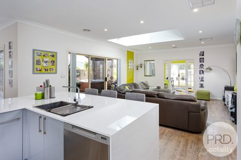 Property photo of 44 Bogong Crescent Tatton NSW 2650