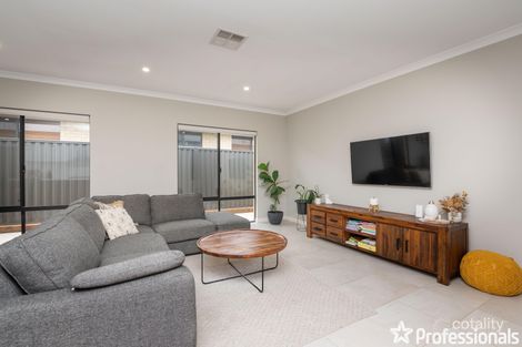 Property photo of 17 Escada Way Piara Waters WA 6112