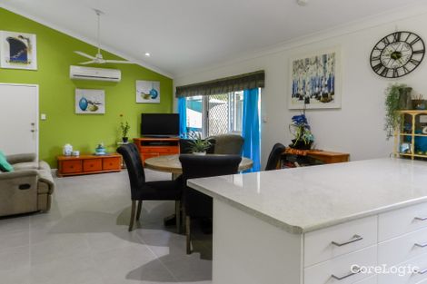 Property photo of 2/24 Ireland Crescent Whitfield QLD 4870
