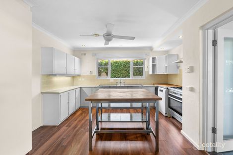 Property photo of 92 Captain Cook Crescent Griffith ACT 2603