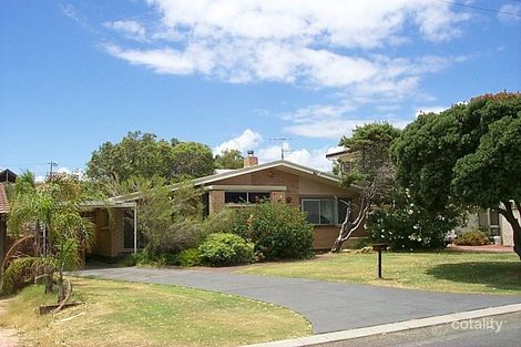 23 Belhus Dr, Trigg, WA 6029