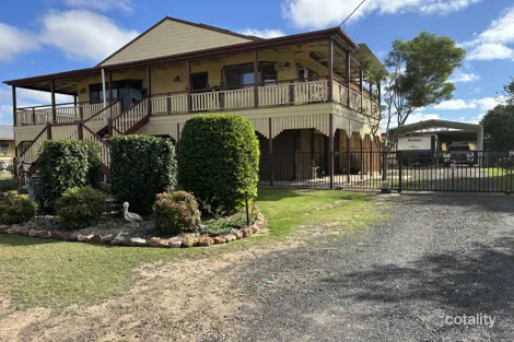 Property photo of 23 Lagoon Street Yelarbon QLD 4388