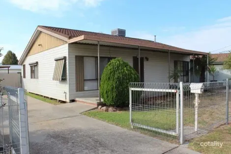 446 Douglas Rd, Lavington, NSW 2641