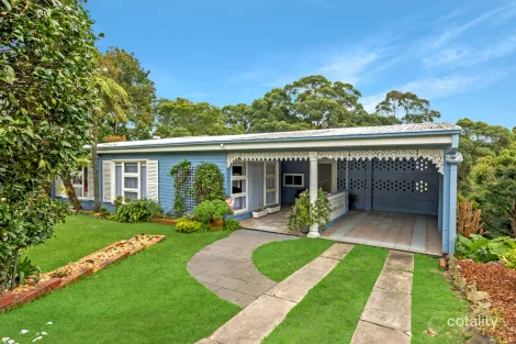 Property photo of 14 Heather Crescent Garden Suburb NSW 2289