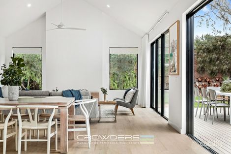 Property photo of 10 Sunshine Grove Rye VIC 3941