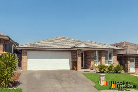 10 Akuna St, Gregory Hills, NSW 2557